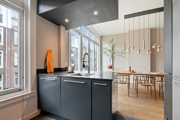 Medium property photo - Valeriusstraat 235-2, 1075 GA Amsterdam
